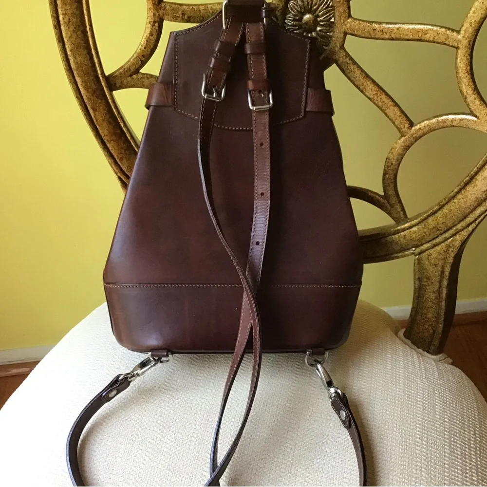 Dooney & Bourke Alto Brown Leather Backpack with High-Quality Finish - Picture 5 of 10